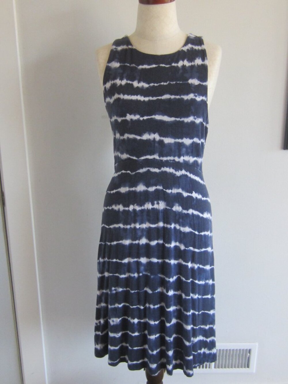 Athleta Jersey Tie-Dye Dress Size L